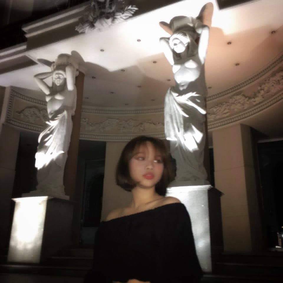 April Story